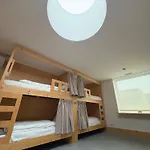 Hostel Angeiras *